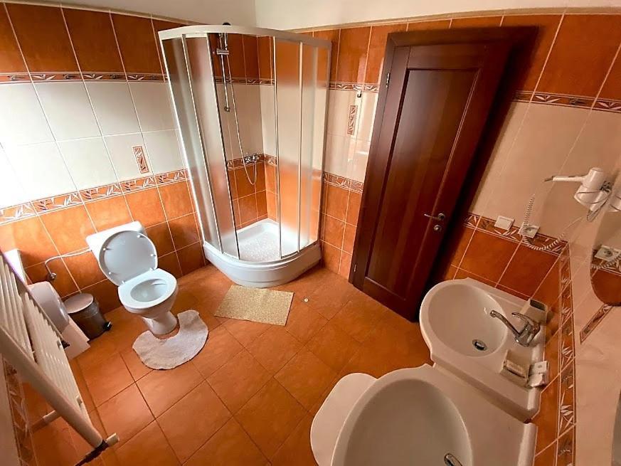 Garni Hotel Tatramonti Попрад Экстерьер фото